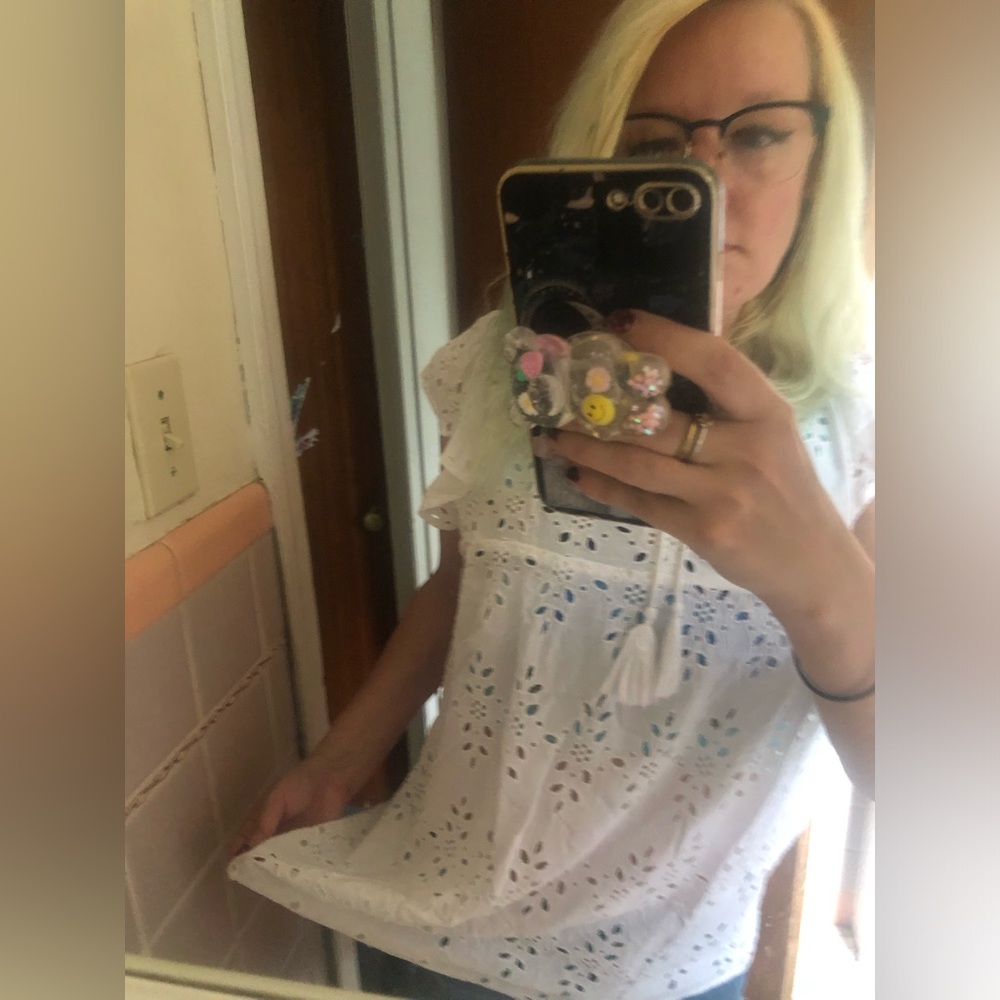 Pretty eyelet white top never worn NWOT